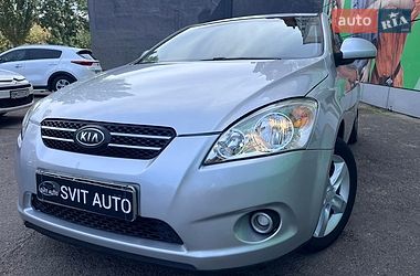 Хэтчбек Kia Ceed 2008 в Николаеве