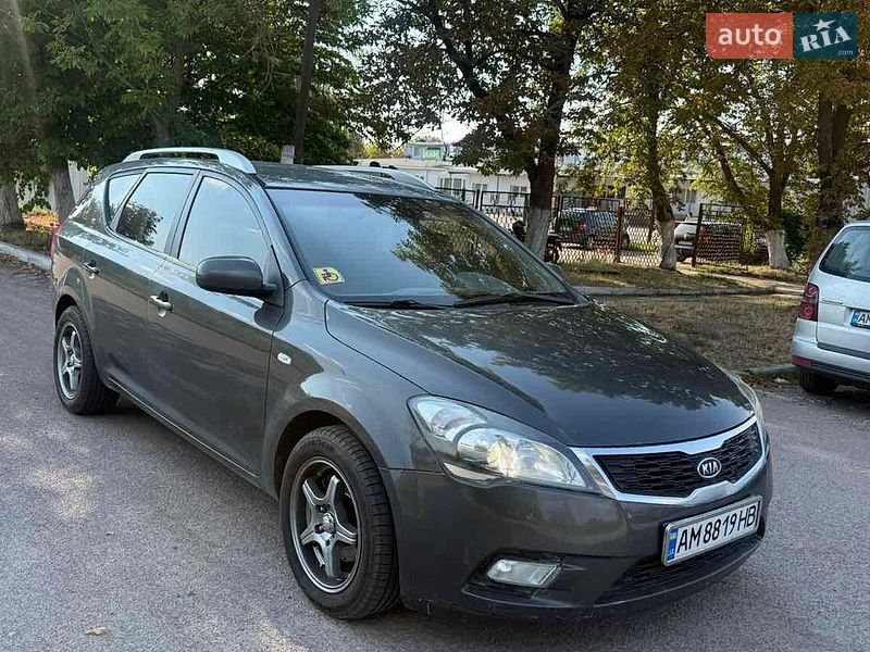 Универсал Kia Ceed 2011 в Попельне
