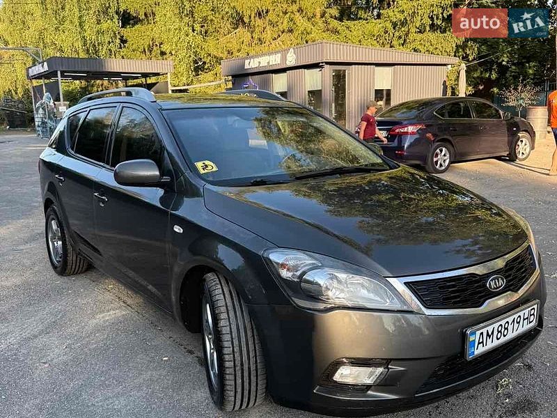 Универсал Kia Ceed 2011 в Попельне
