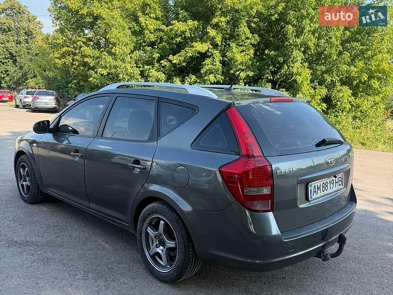 Универсал Kia Ceed 2011 в Попельне