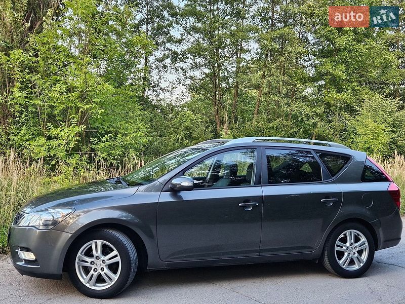 Универсал Kia Ceed 2009 в Дрогобыче