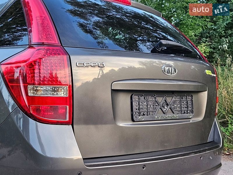 Универсал Kia Ceed 2009 в Дрогобыче