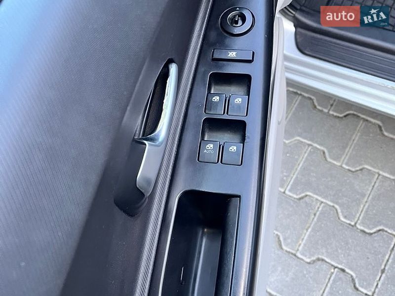 Універсал Kia Ceed 2009 в Дрогобичі