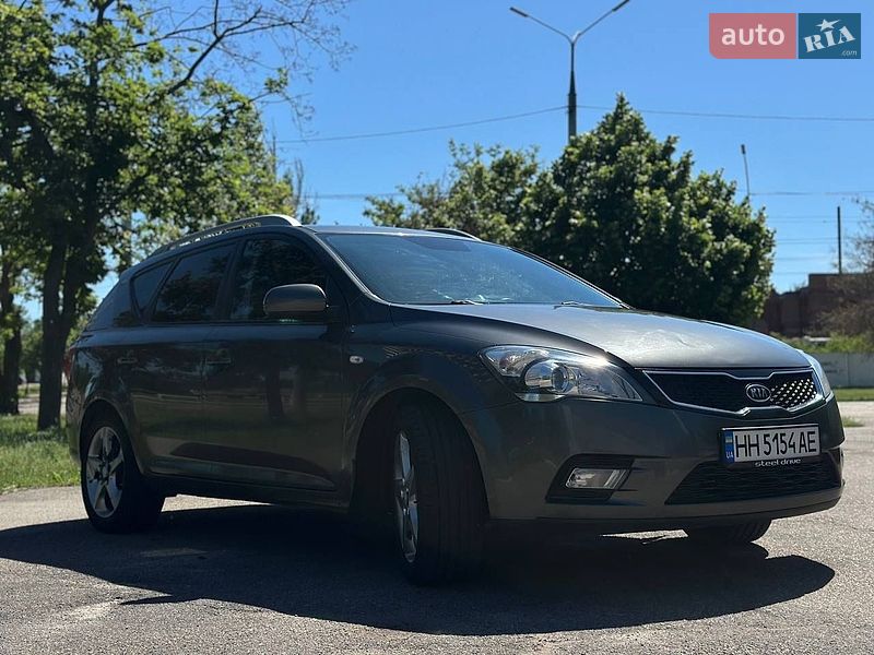 Универсал Kia Ceed 2010 в Николаеве