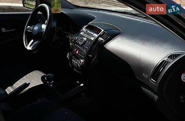Универсал Kia Ceed 2010 в Николаеве