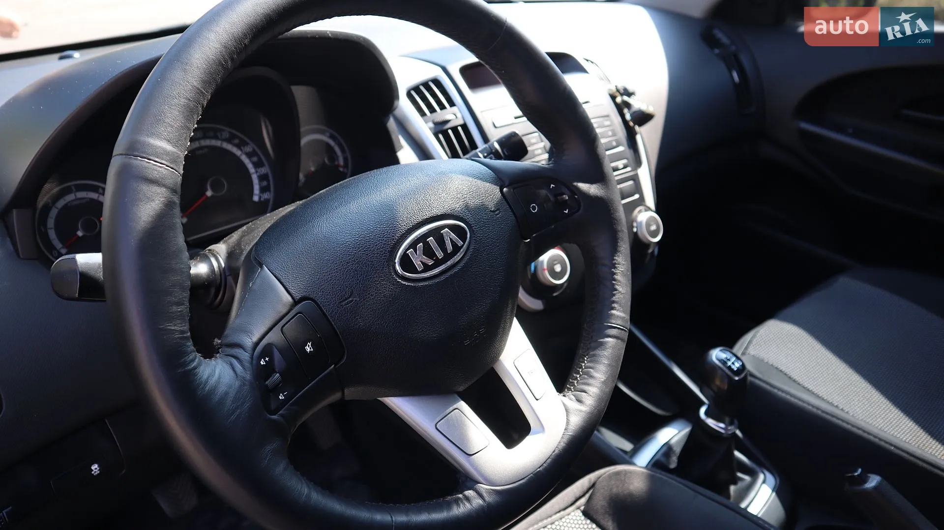 2010 Kia Cee'd - мініатюра 31