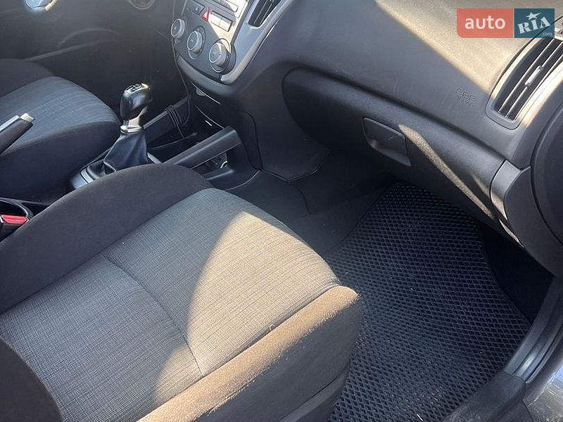 Универсал Kia Ceed 2009 в Николаеве