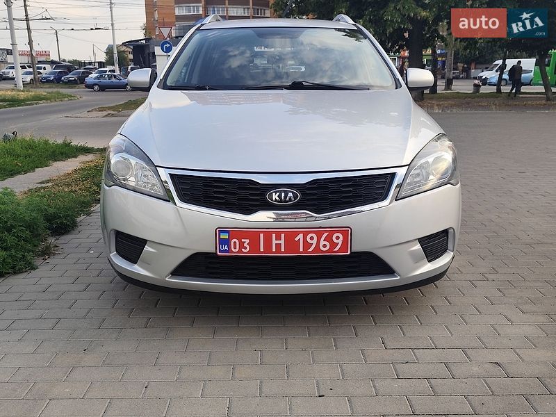 Универсал Kia Ceed 2010 в Белой Церкви
