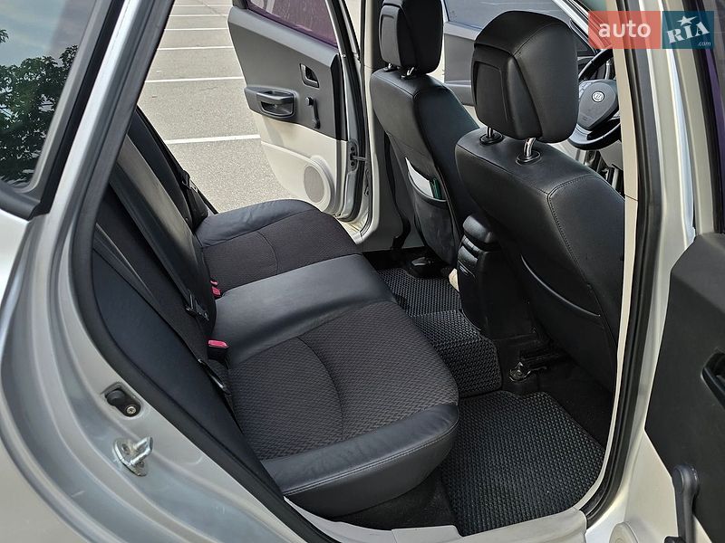 Хетчбек Kia Ceed 2007 в Києві фото 33 Хетчбек Kia Ceed 2007 в Києві