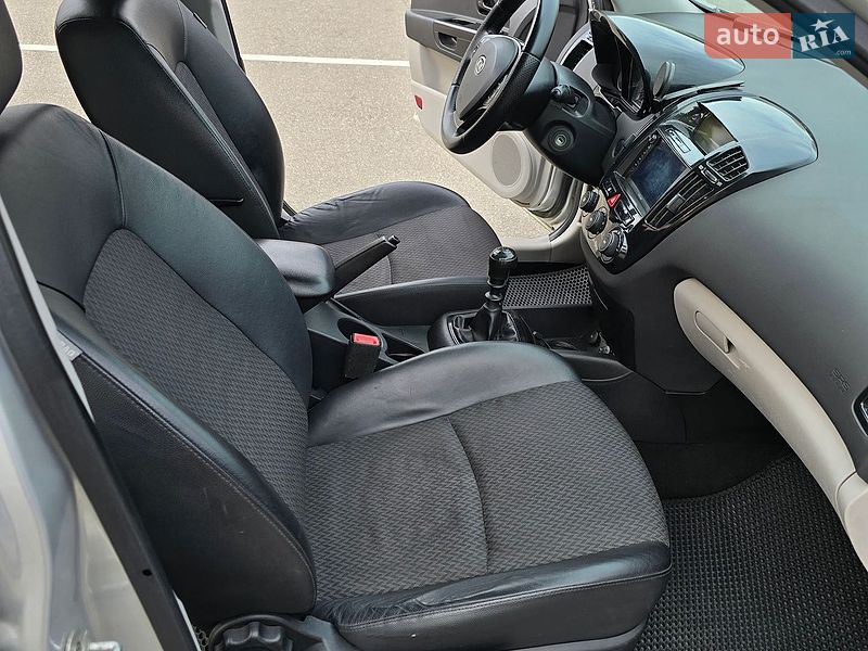 Хетчбек Kia Ceed 2007 в Києві фото 32 Хетчбек Kia Ceed 2007 в Києві