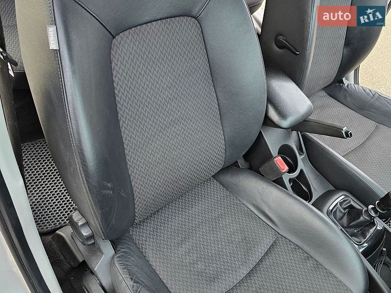 Хетчбек Kia Ceed 2007 в Києві фото 34 Хетчбек Kia Ceed 2007 в Києві