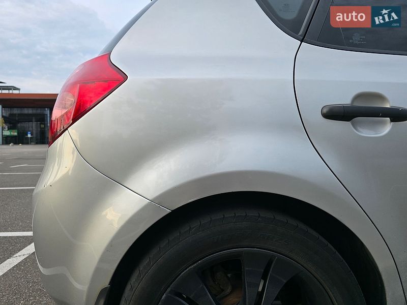 Хетчбек Kia Ceed 2007 в Києві фото 5 Хетчбек Kia Ceed 2007 в Києві