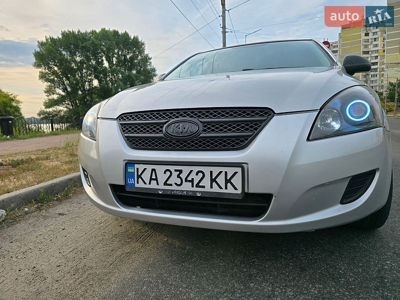 Хетчбек Kia Ceed 2007 в Києві фото 4 Хетчбек Kia Ceed 2007 в Києві
