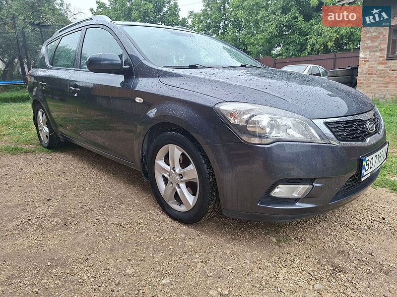 Универсал Kia Ceed 2012 в Тернополе