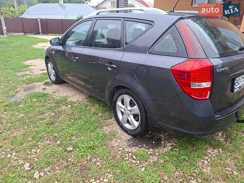 Универсал Kia Ceed 2012 в Тернополе