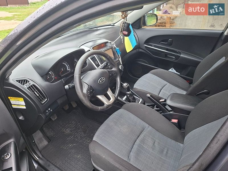 Универсал Kia Ceed 2012 в Тернополе