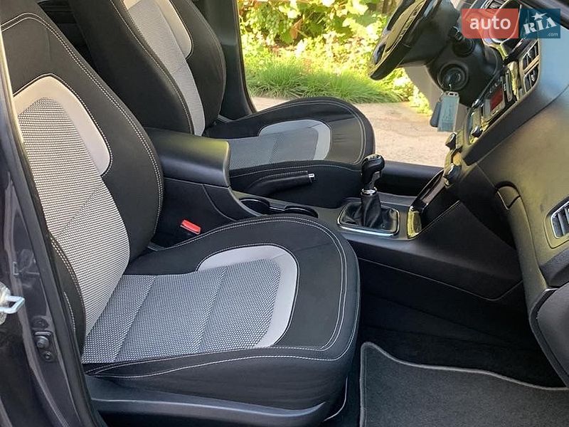 Хэтчбек Kia Ceed 2012 в Бердичеве