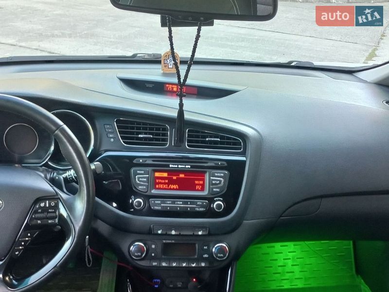 Универсал Kia Ceed 2013 в Нетешине