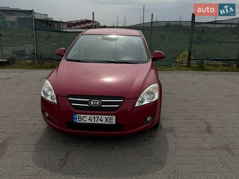 Хетчбек Kia Ceed 2007 в Львові