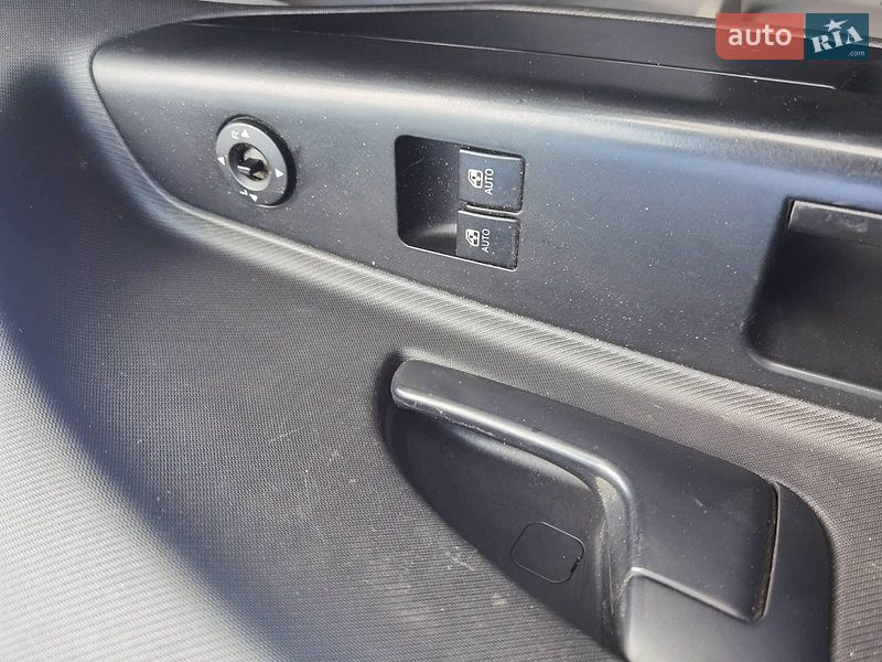 Хэтчбек Kia Ceed 2007 в Сарнах