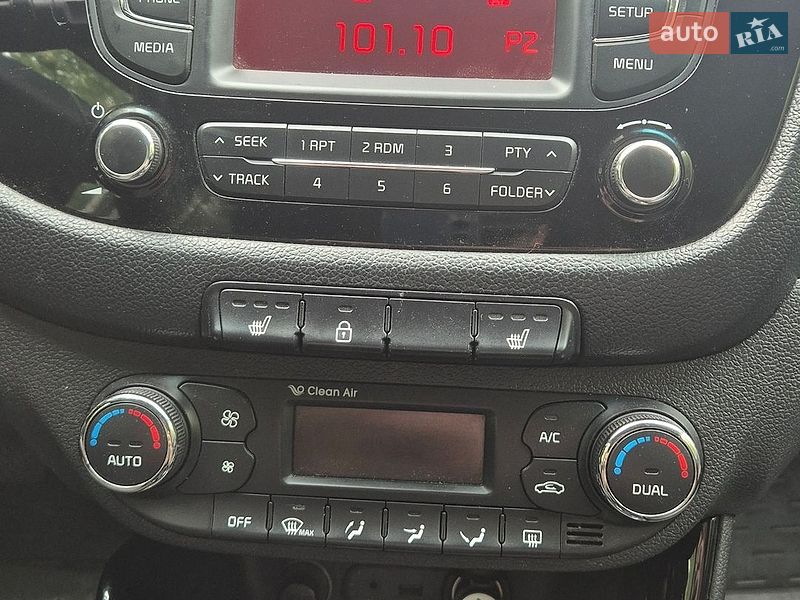 Хэтчбек Kia Ceed 2013 в Обухове