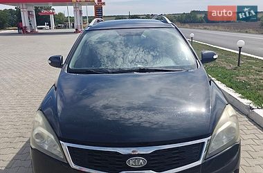 Универсал Kia Ceed 2009 в Гайвороне