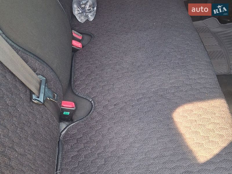Хэтчбек Kia Ceed 2012 в Черновцах