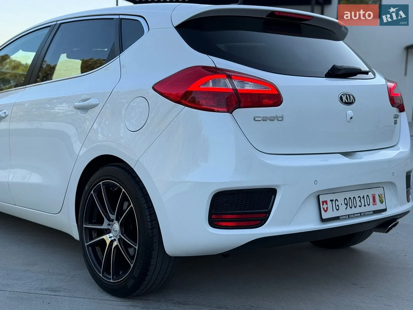2016 Kia Cee'd - мініатюра 12
