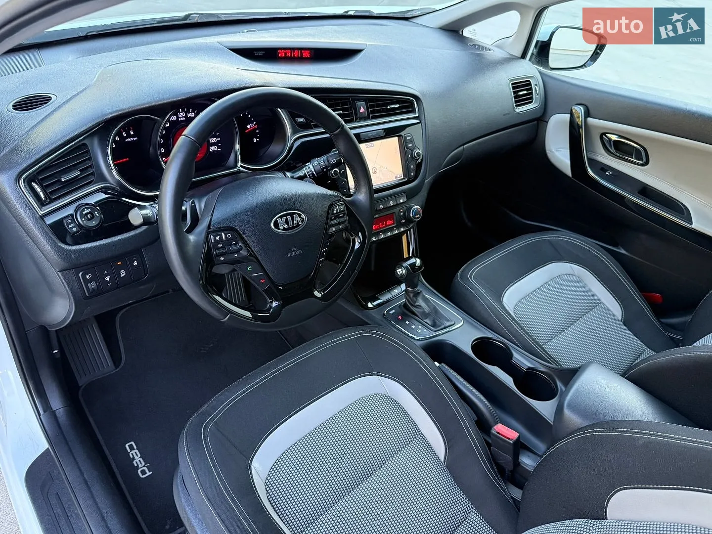 2016 Kia Cee'd - мініатюра 16