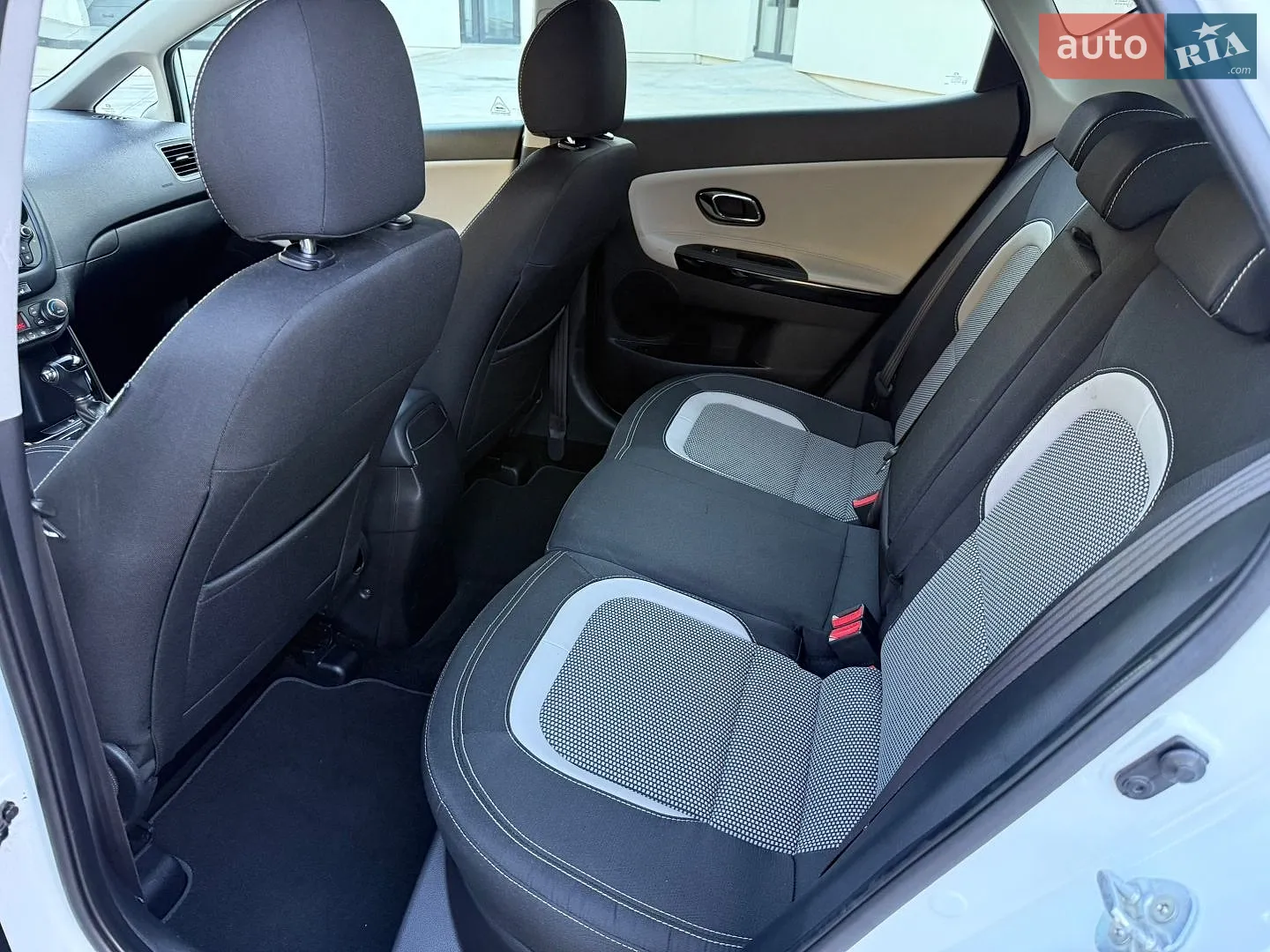 2016 Kia Cee'd - мініатюра 24