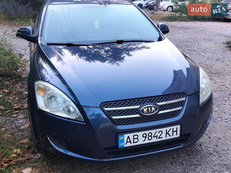Хэтчбек Kia Ceed 2008 в Виннице