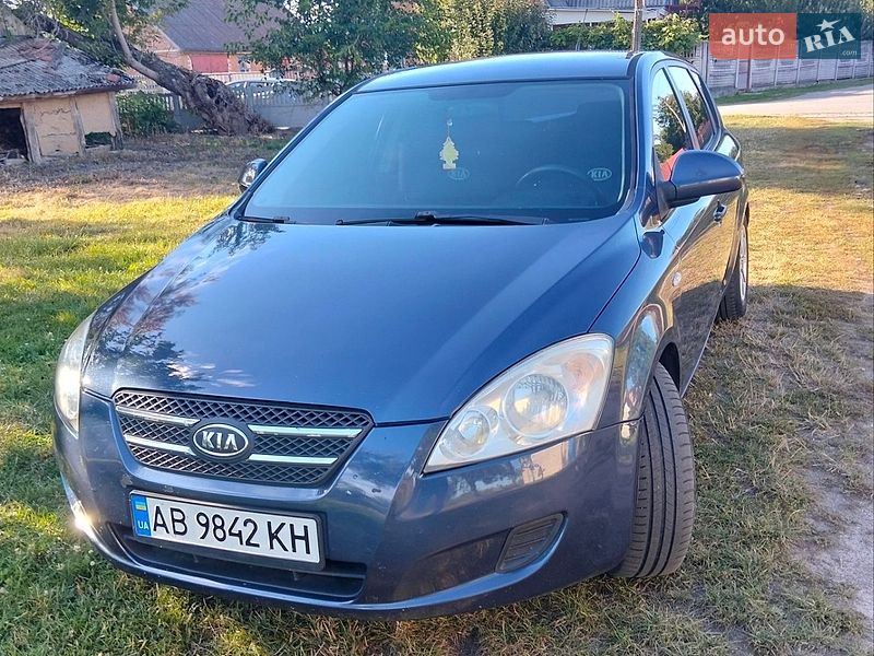 Хэтчбек Kia Ceed 2008 в Виннице