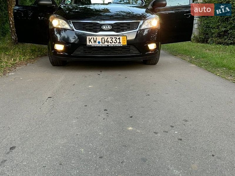 Хетчбек Kia Ceed 2010 в Івано-Франківську фото 29 Хетчбек Kia Ceed 2010 в Івано-Франківську