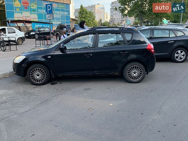 Хетчбек Kia Ceed 2008 в Чорноморську фото 4 Хетчбек Kia Ceed 2008 в Чорноморську