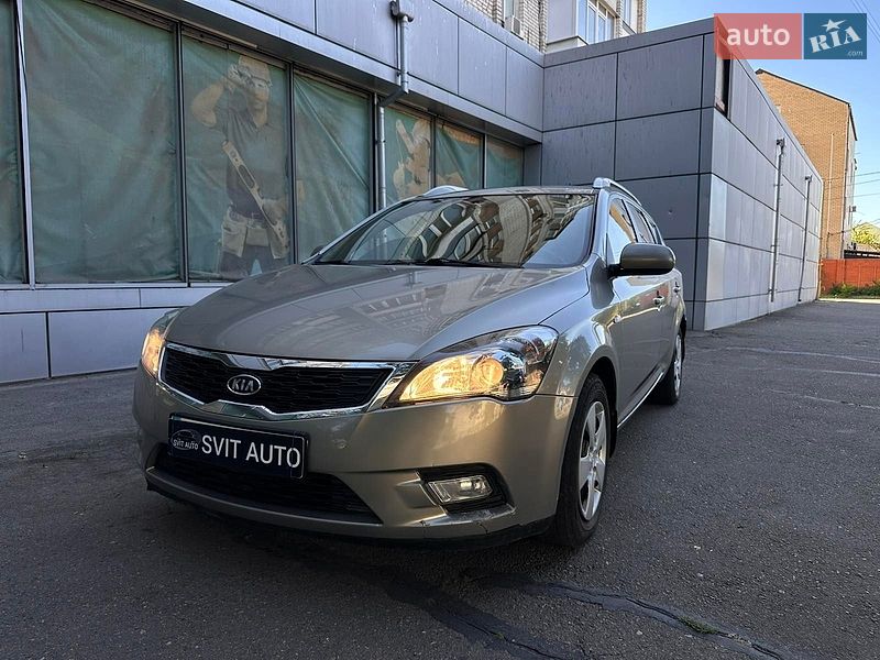 Універсал Kia Ceed 2012 в Миколаєві