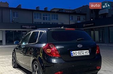 Хетчбек Kia Ceed 2007 в Ужгороді фото 3 Хетчбек Kia Ceed 2007 в Ужгороді
