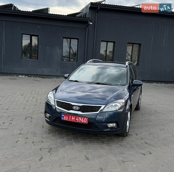 Универсал Kia Ceed 2010 в Ковеле