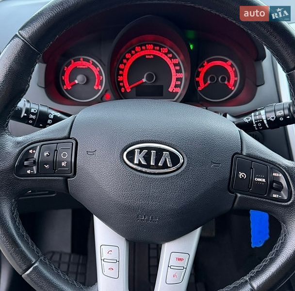 Универсал Kia Ceed 2010 в Ковеле