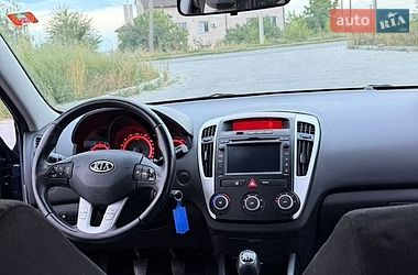 Универсал Kia Ceed 2010 в Ковеле