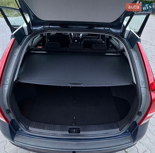 Универсал Kia Ceed 2010 в Ковеле