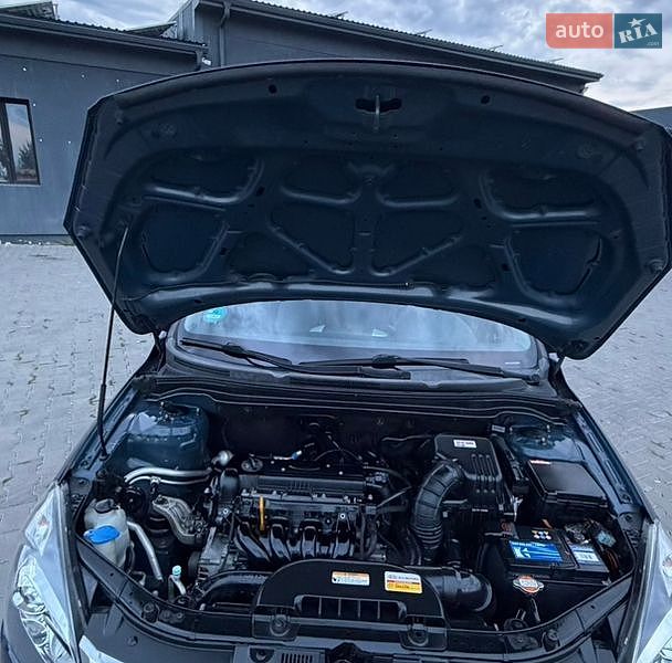 Универсал Kia Ceed 2010 в Ковеле