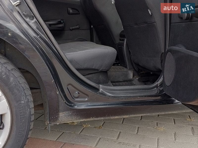 Хэтчбек Kia Ceed 2011 в Киеве
