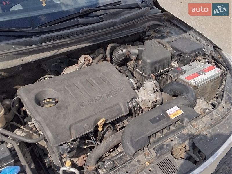 Хэтчбек Kia Ceed 2011 в Киеве