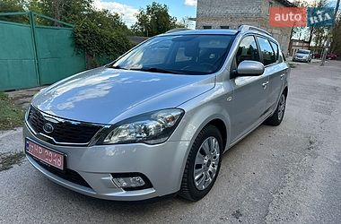 Универсал Kia Ceed 2010 в Кропивницком