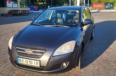 Хэтчбек Kia Ceed 2008 в Хмельницком