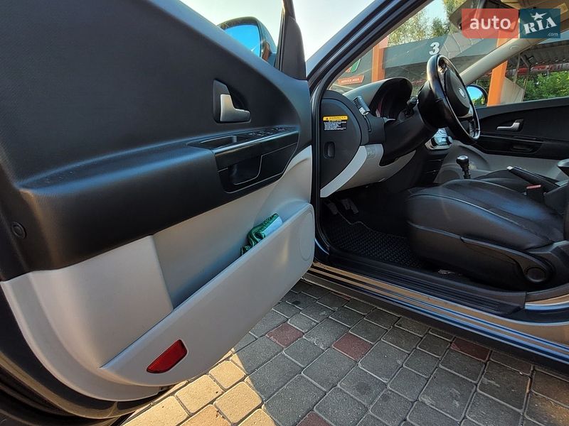 Хетчбек Kia Ceed 2008 в Хмельницькому фото 12 Хетчбек Kia Ceed 2008 в Хмельницькому