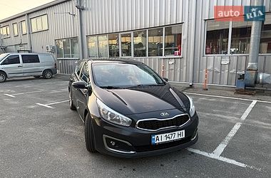 Хетчбек Kia Ceed 2016 в Києві фото 5 Хетчбек Kia Ceed 2016 в Києві