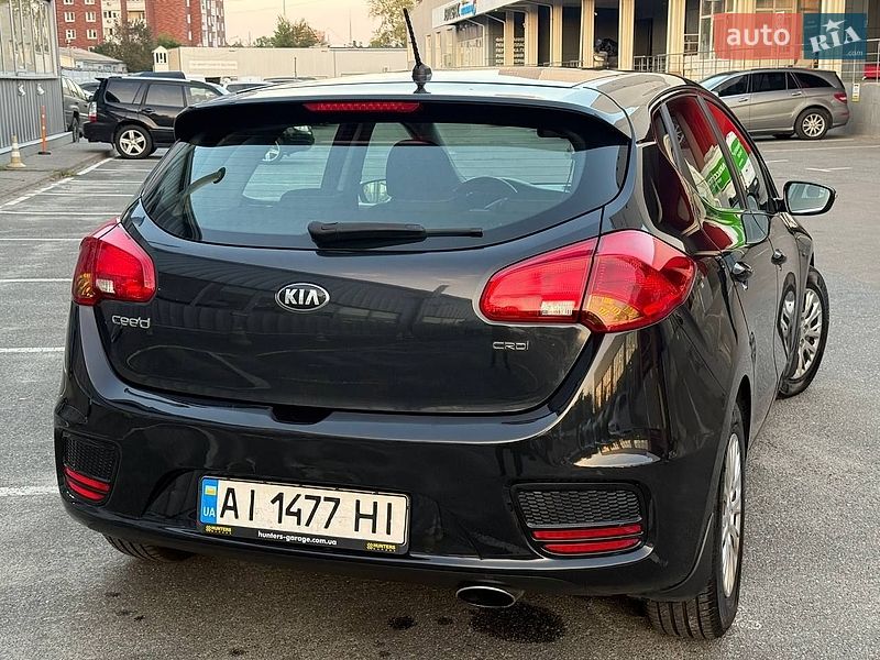 Хэтчбек Kia Ceed 2016 в Киеве