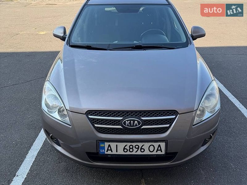 Универсал Kia Ceed 2008 в Василькове