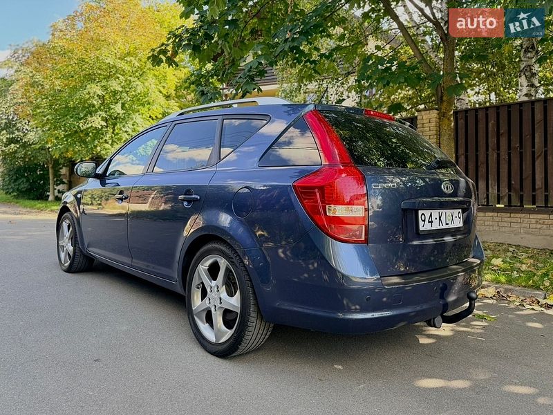 Универсал Kia Ceed 2010 в Киеве